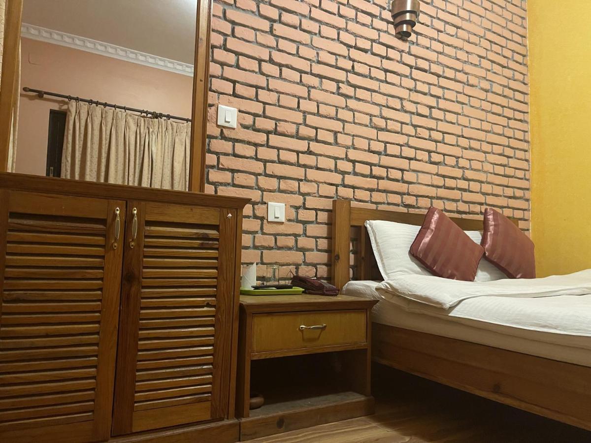 Hotel Valley View Inn Nagarkot Kültér fotó