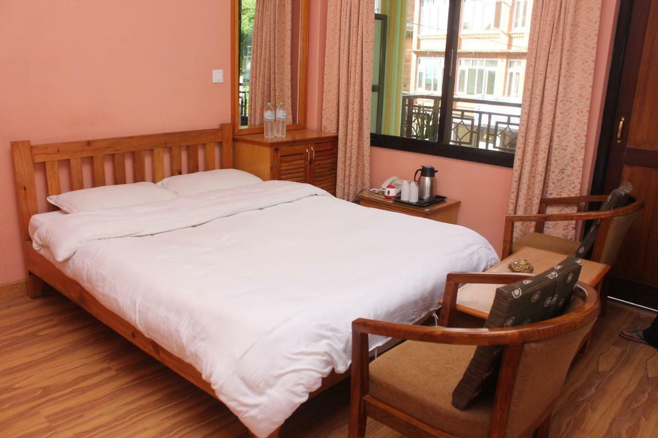 Hotel Valley View Inn Nagarkot Kültér fotó
